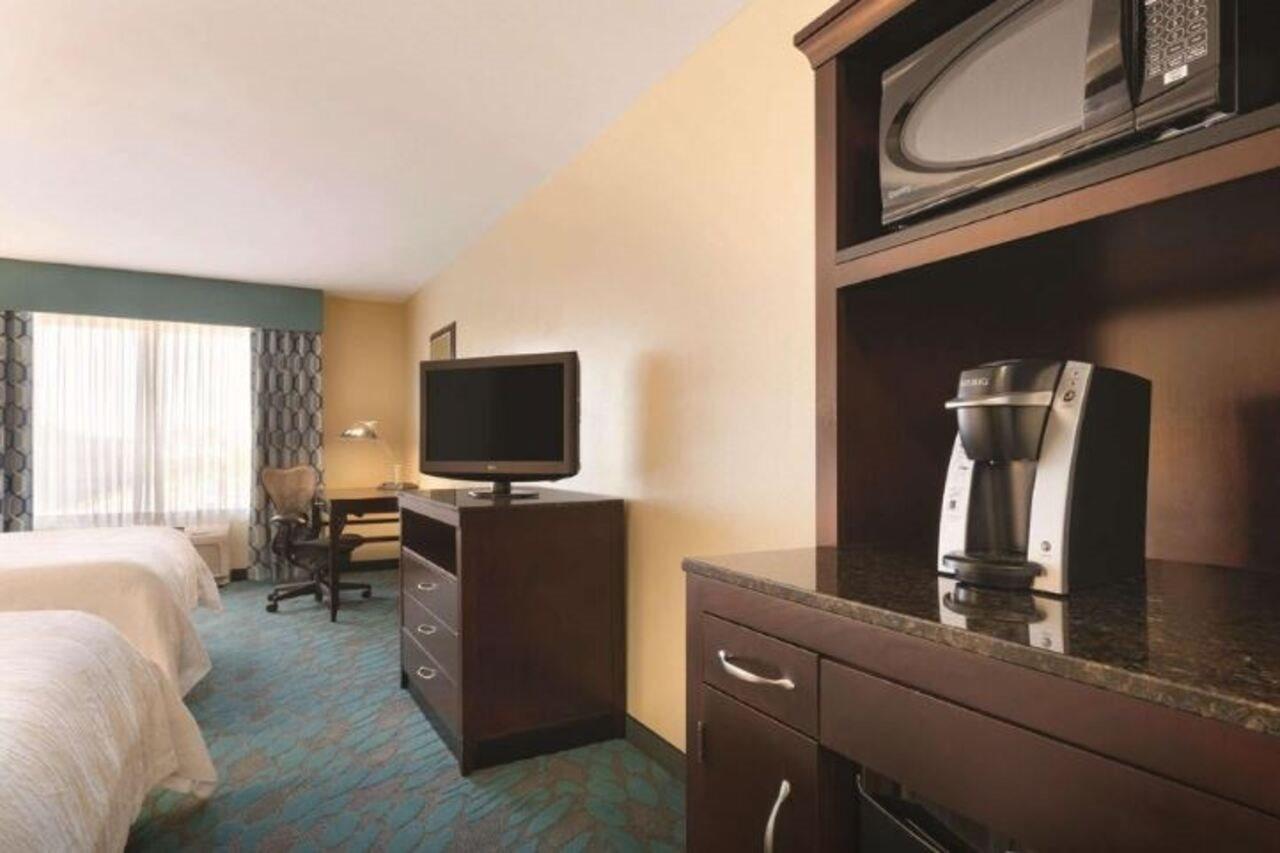 Hilton Garden Inn Fargo Zewnętrze zdjęcie