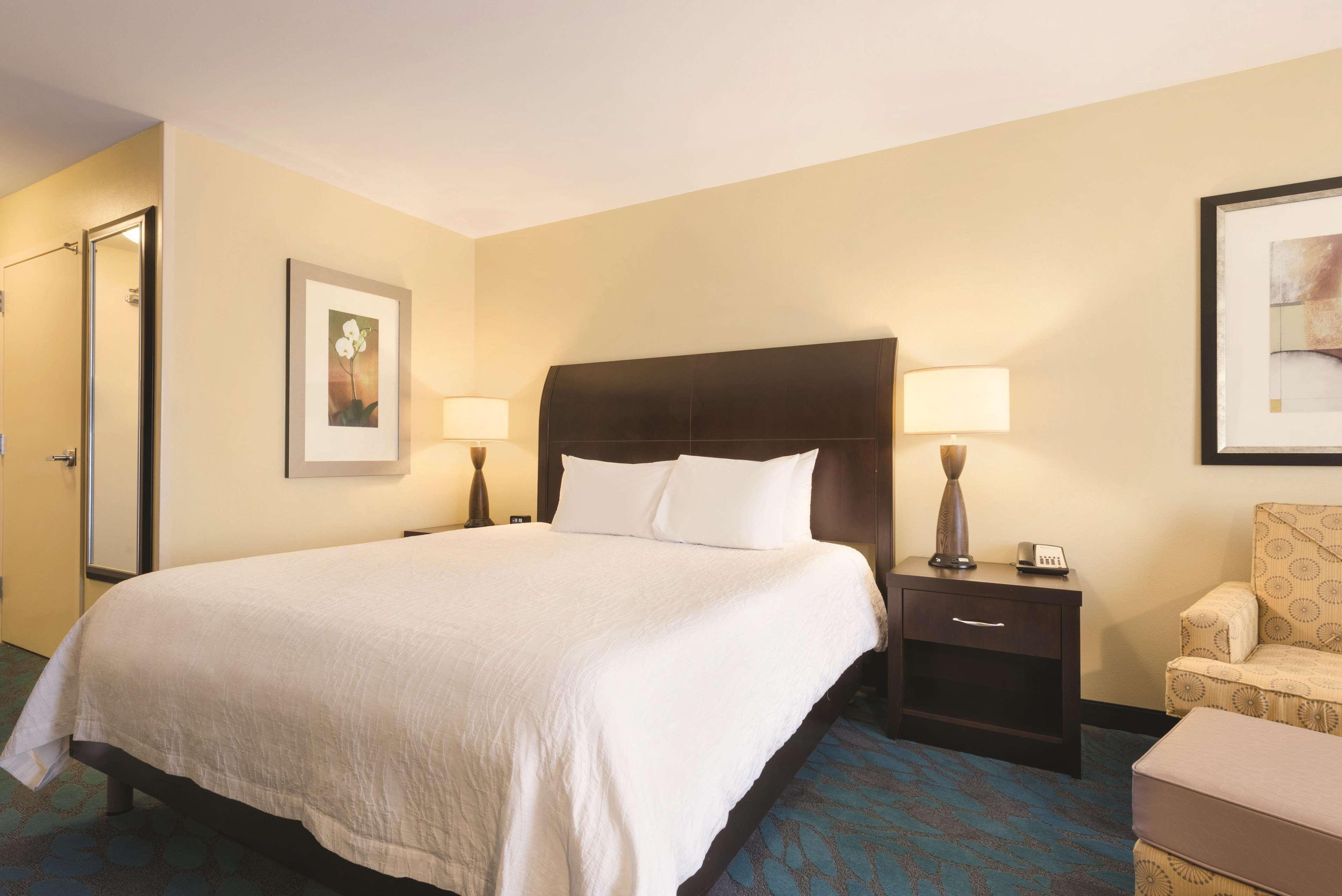 Hilton Garden Inn Fargo Zewnętrze zdjęcie