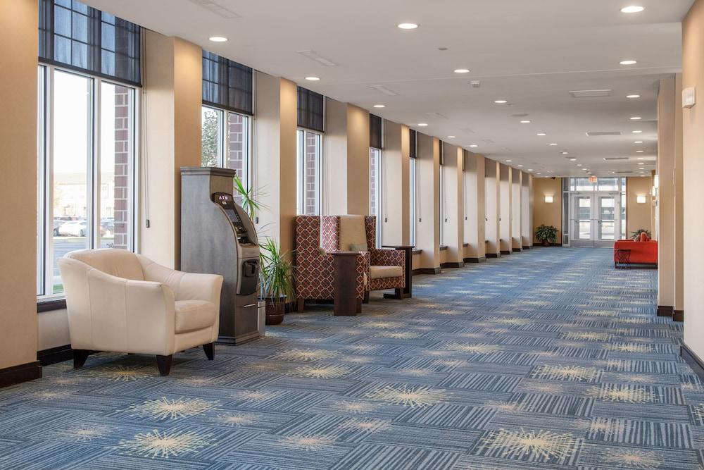 Hilton Garden Inn Fargo Zewnętrze zdjęcie