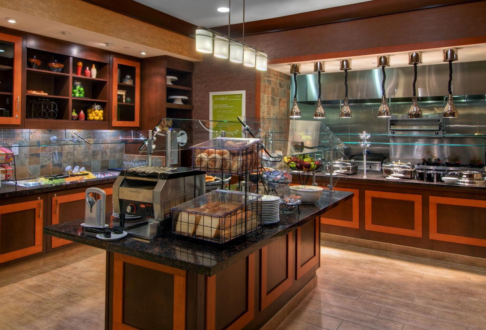 Hilton Garden Inn Fargo Zewnętrze zdjęcie