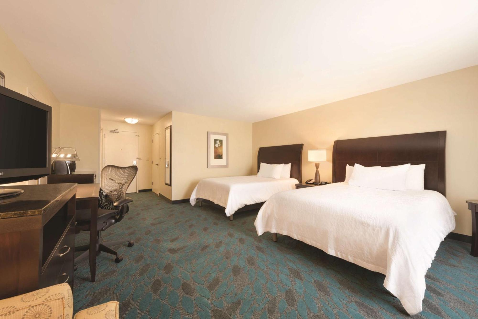 Hilton Garden Inn Fargo Zewnętrze zdjęcie
