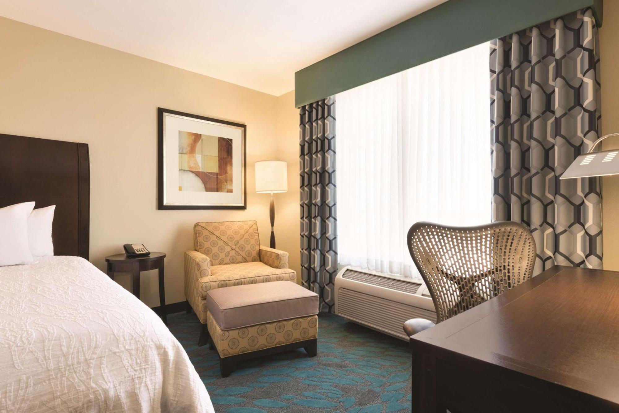 Hilton Garden Inn Fargo Zewnętrze zdjęcie