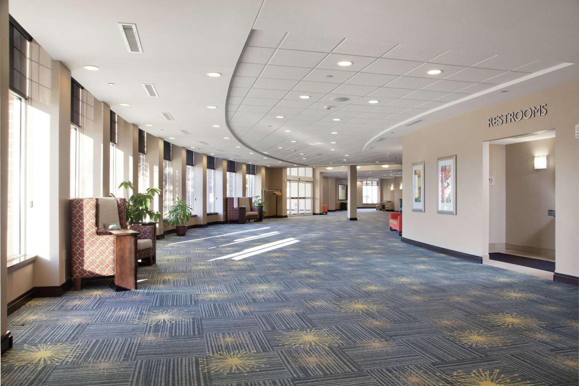 Hilton Garden Inn Fargo Zewnętrze zdjęcie