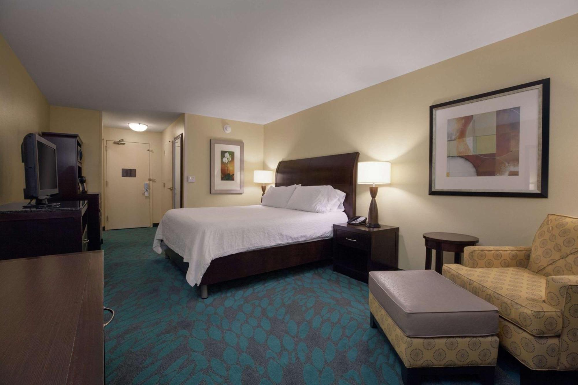Hilton Garden Inn Fargo Zewnętrze zdjęcie