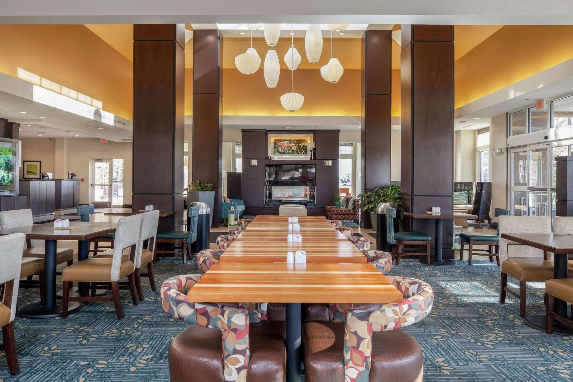 Hilton Garden Inn Fargo Zewnętrze zdjęcie