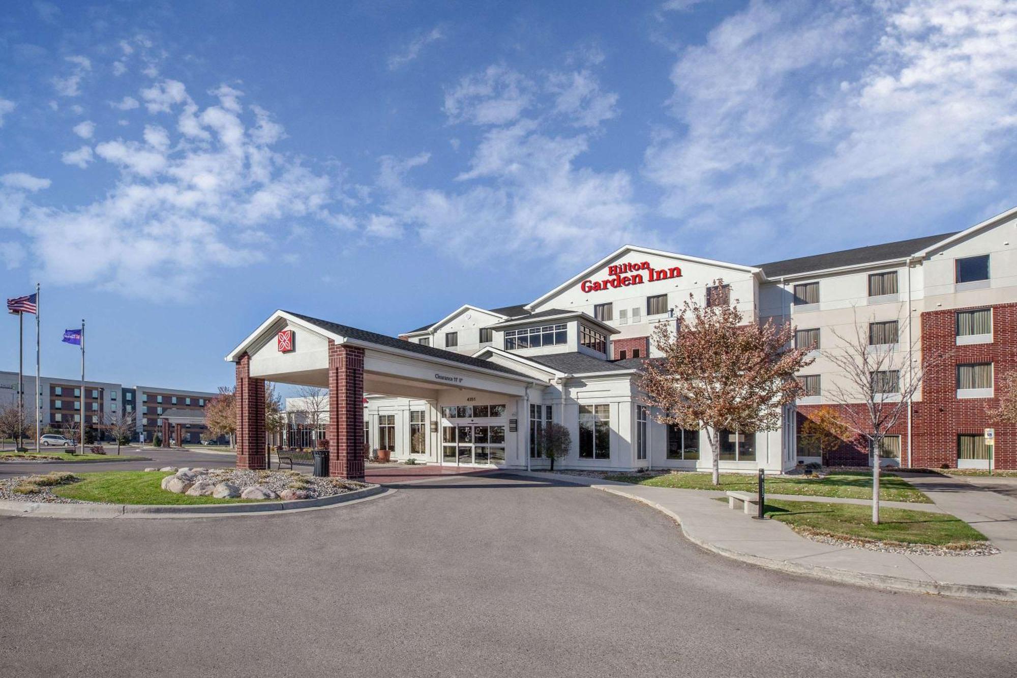Hilton Garden Inn Fargo Zewnętrze zdjęcie